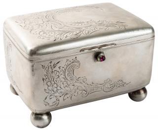 Appraisal: A POLISH SILVER KEEPSAKE BOX I SZEKMAN LATE TH CENTURY