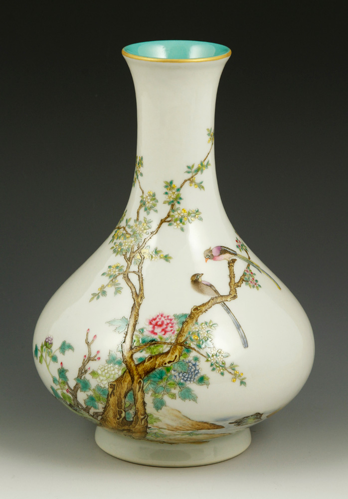 Appraisal: - Famille Rose Porcelain Vase Famille rose porcelain vase China