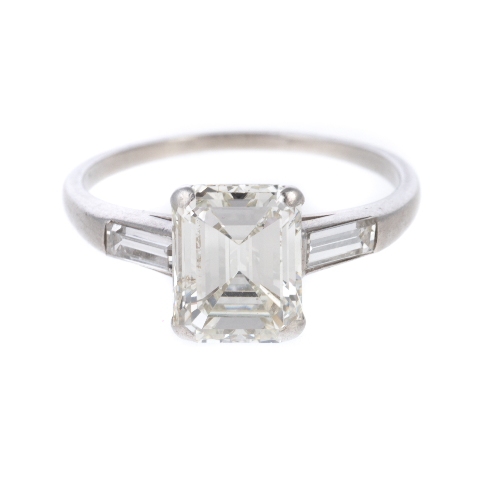 Appraisal: A CT EMERALD-CUT DIAMOND RING IN PLATINUM Platinum ring featuring