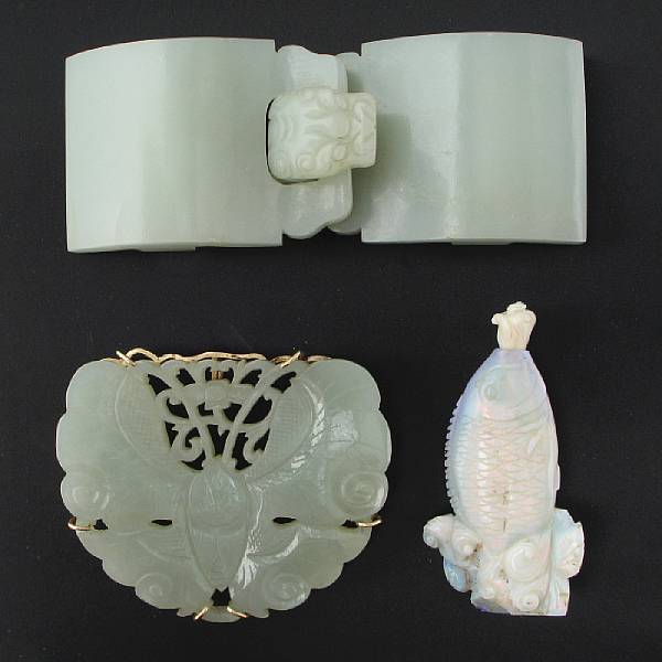 Appraisal: A collection of carved Chinese items including an opal perfume