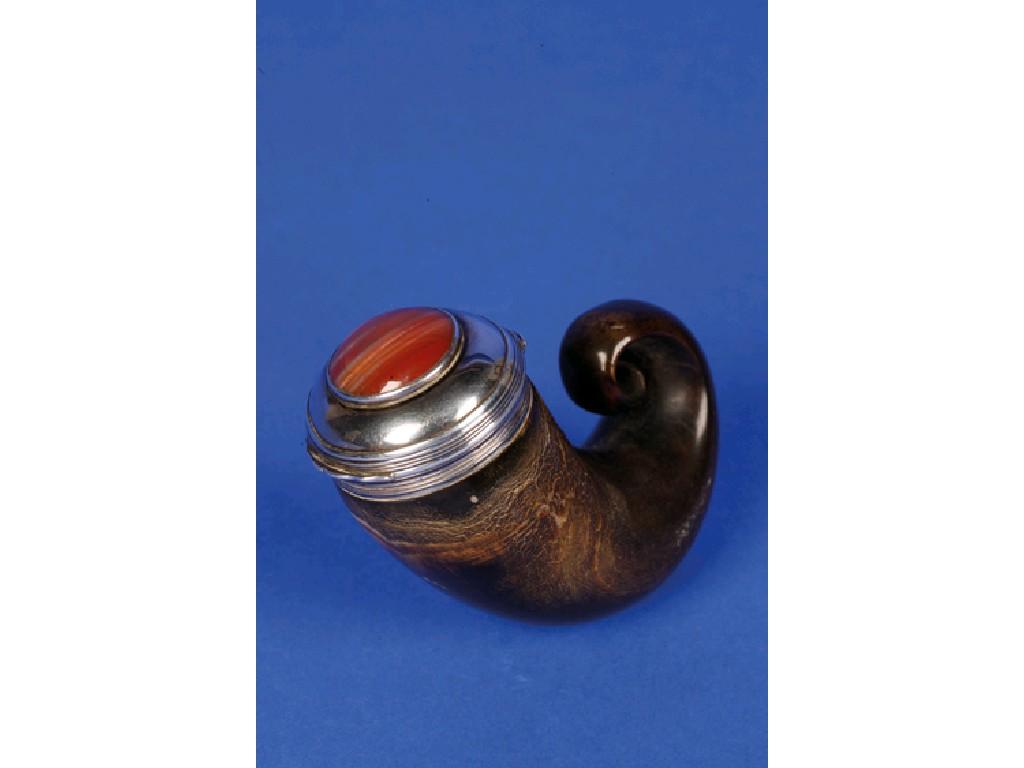 Appraisal: A TH CENTURY SILVER MOUNTED HORN SNUFF MULL of conventional