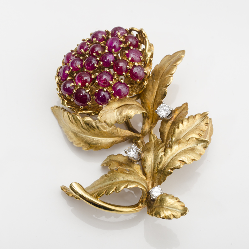 Appraisal: CABOCHON RUBY DIAMOND AND K YELLOW GOLD BROOCH Stamped '