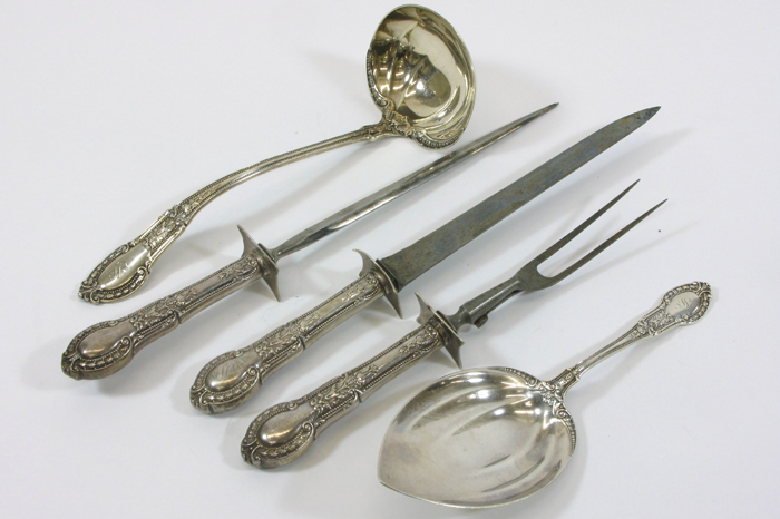 Appraisal: GORHAM STERLING SILVER SERVING PIECES total pieces in the Tuileries