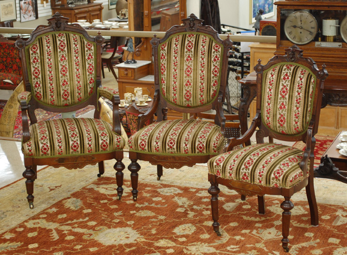 Appraisal: A SET OF THREE VICTORIAN PARLOR CHAIRS Renaissance Revival American