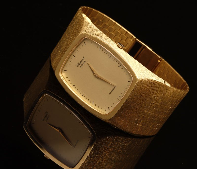 Appraisal: A gentlemen's Chopard automatic oversized K gold wristwatch The K