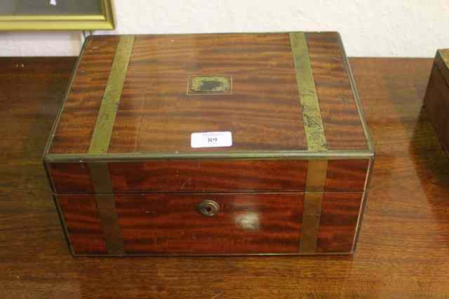 Appraisal: A TH CENTURY WALNUT TRAVELLING BOX with fitted interior containing