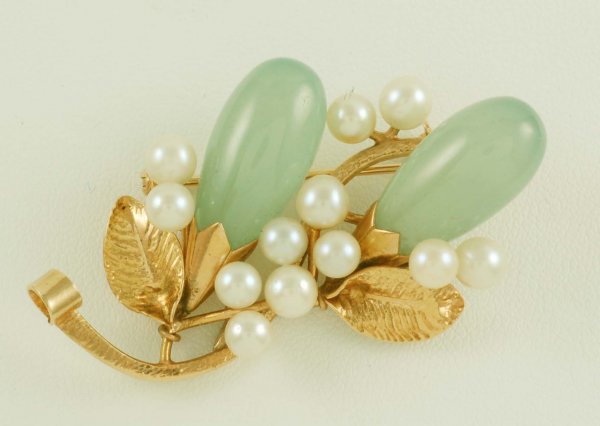 Appraisal: Jade and cultured pearl brooch in marked K yellow gold