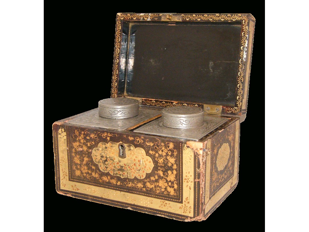 Appraisal: Early th century Chinese export lacquered tea caddy black with