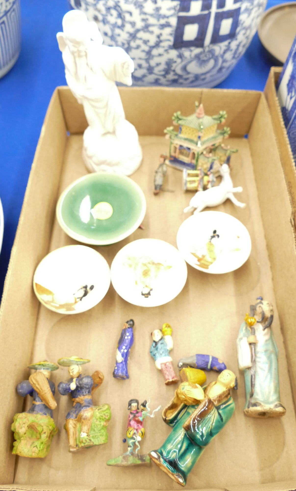 Appraisal: Box Chinese Japanese Miniatures