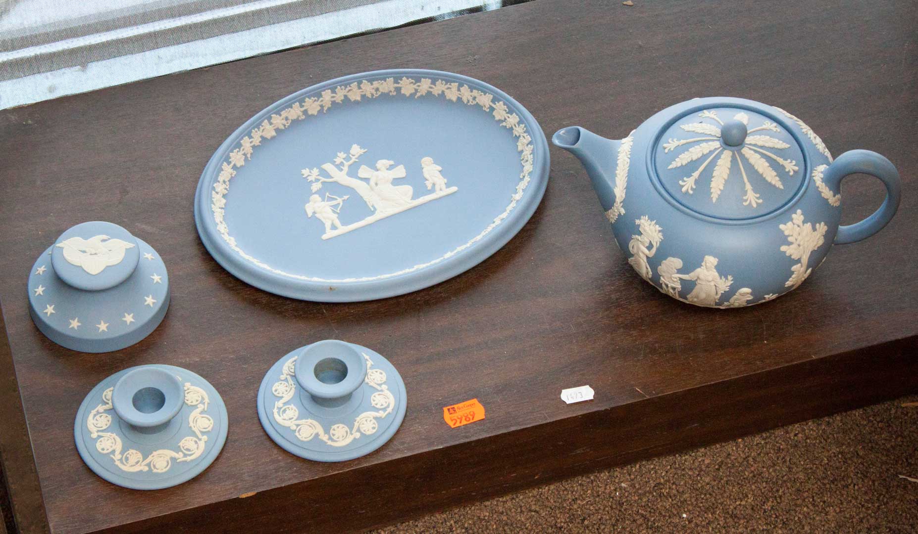 Appraisal: Five assorted Wedgwood items including teapot oval tray pair of