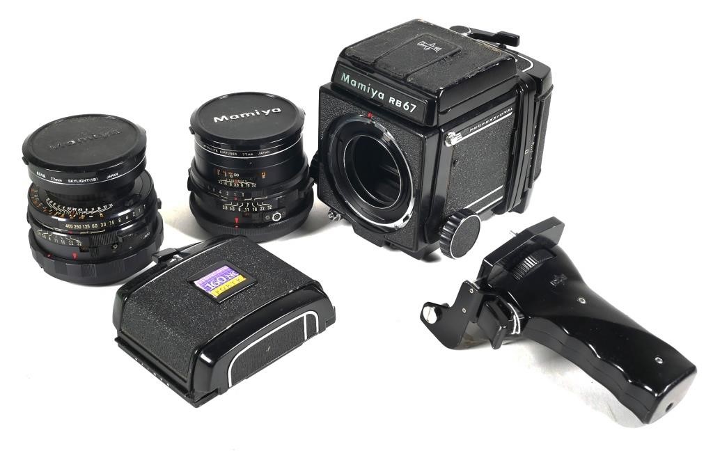 Appraisal: Lot of vintage Mamiya items including Mamiya RB Professional single