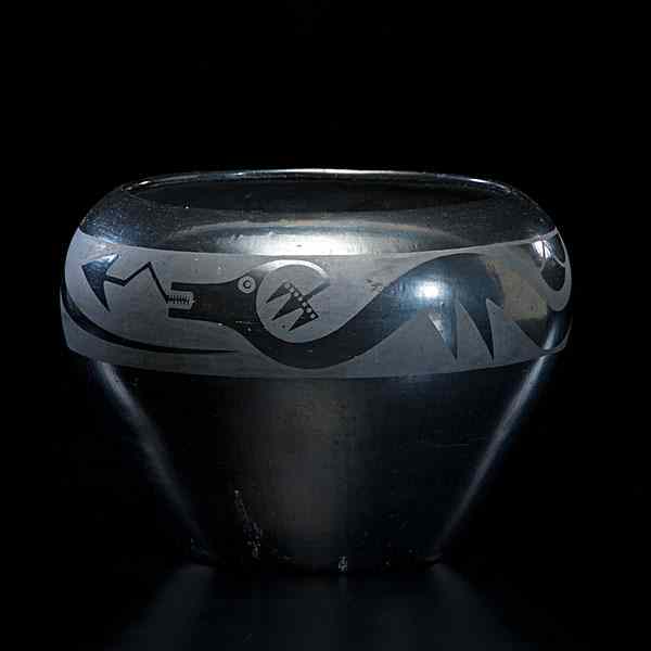 Appraisal: Maria Martinez San Ildefonso Blackware Bowl vasiform with high rounded