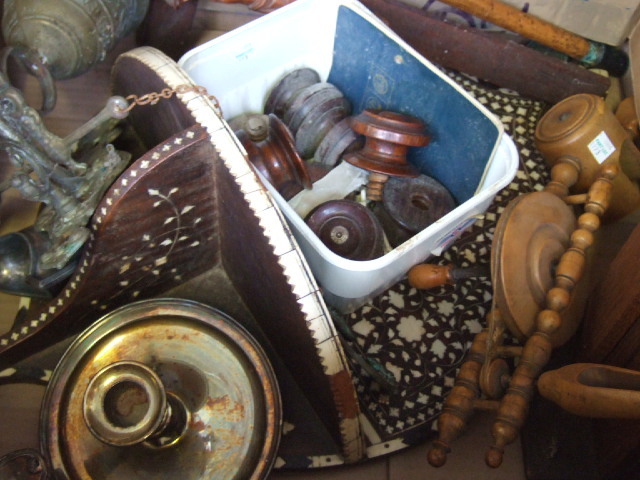 Appraisal: A quantity of metalware collectables including a treen bench mounted