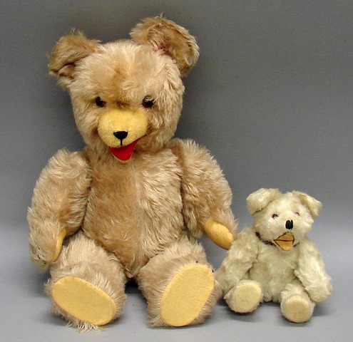 Appraisal: Pair of Zoti type vintage bears White synthetic mohair bear