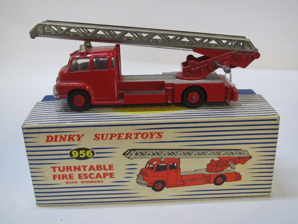 Appraisal: Boxed Dinky turn table fire escape