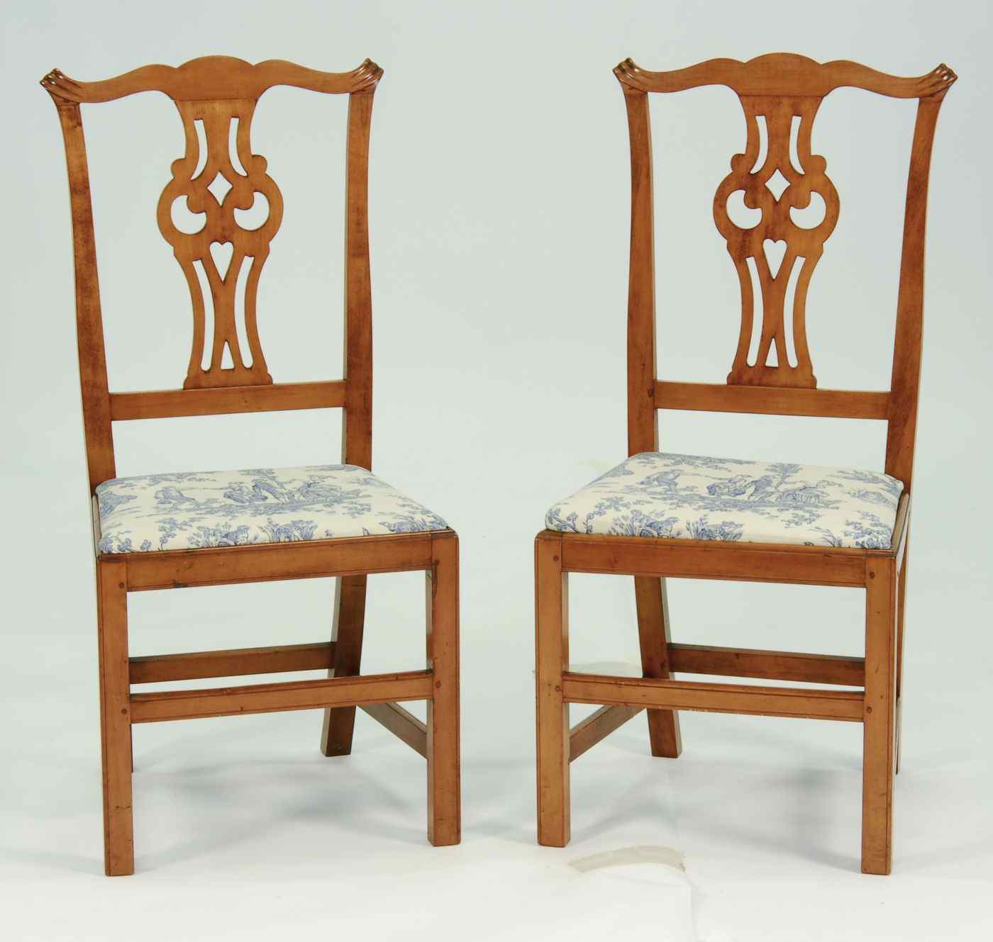 Appraisal: PAIR OF ANTIQUE AMERICAN COUNTRY CHIPPENDALE SIDE CHAIRSCirca In cherry