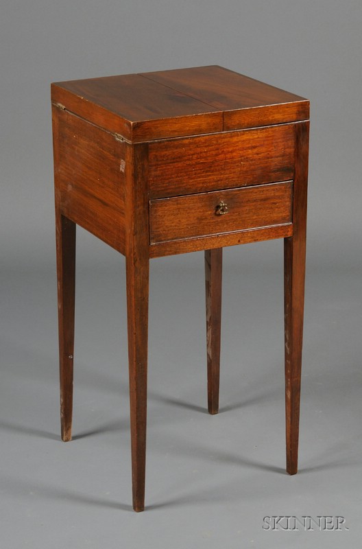 Appraisal: Victorian Mahogany Wash Stand mid th century with two-part hinged