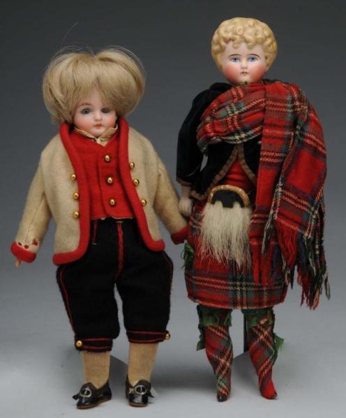 Appraisal: Lot of Bisque Shoulder Head Dolls Description Germany Ca s