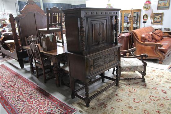 Appraisal: LIMBERT NINE PIECE JACOBEAN STYLE DINING ROOM SET Oak and