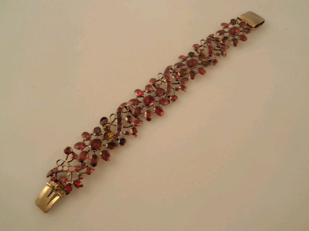 Appraisal: An thC almandine garnet bracelet probably a conversion from a