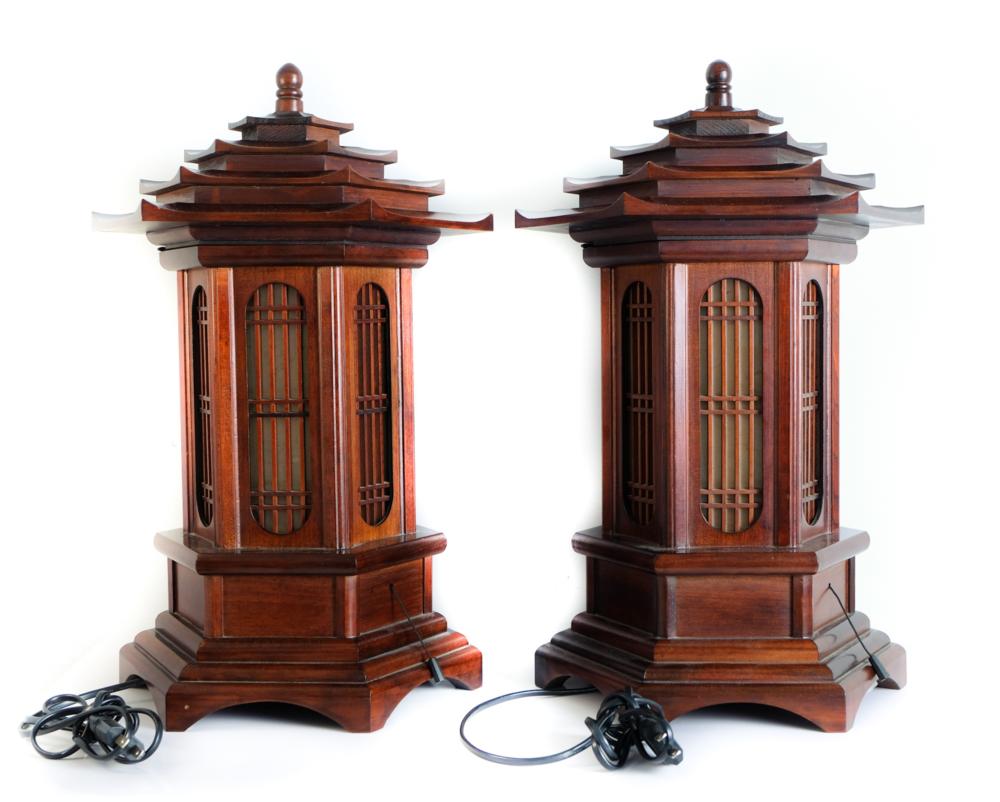 Appraisal: PAIR VINTAGE PAGODA FORM WOOD TABLE LAMPSPair of vintage Pagoda