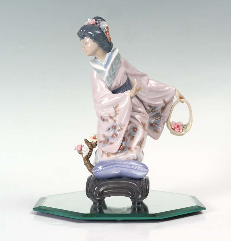 Appraisal: LLADRO PORCELAIN FIGURINE MICHIKO Salvador Debon sculptor issued retired ''h