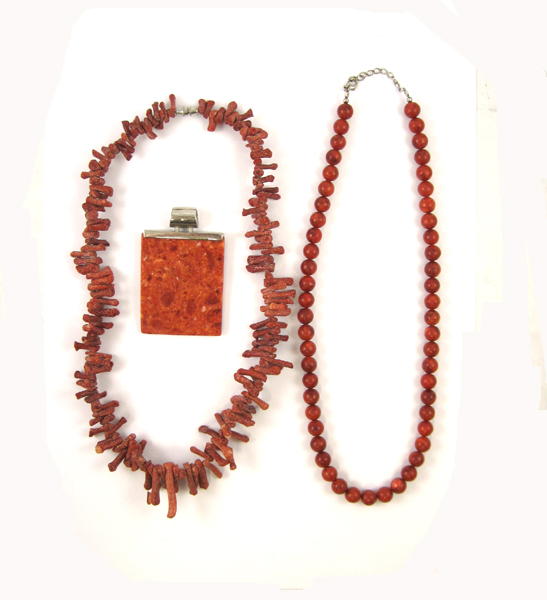 Appraisal: THREE ARTICLES OF SPONGE CORAL JEWELRY including a inch necklace