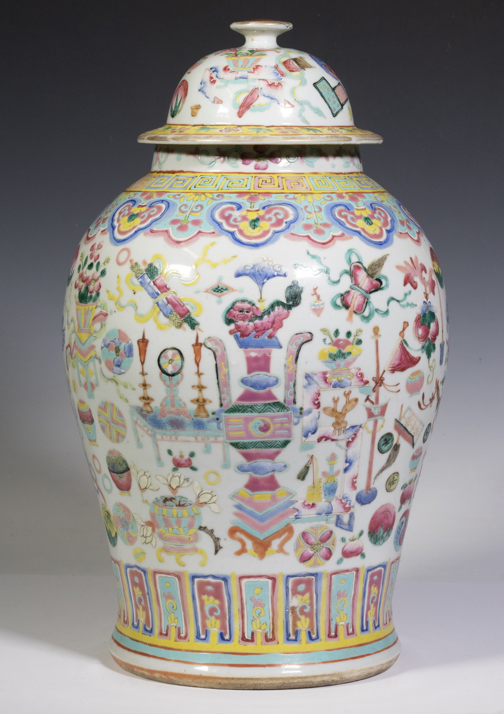 Appraisal: CHINESE HUNDRED ANTIQUES COVERED JAR Qing Dynasty Famille Rose Porcelain