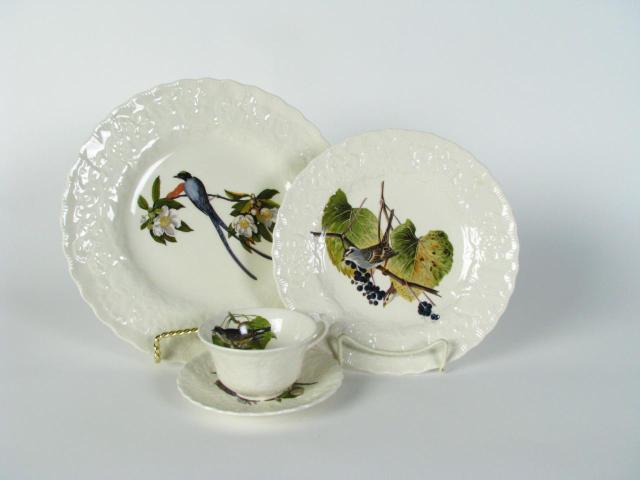 Appraisal: Set of Meakin ''Birds of America'' Dinnerware including twenty dinner