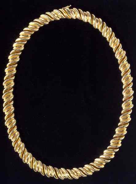 Appraisal: Italian Gold Necklace Neiman Marcusdesigned as a gold necklace with