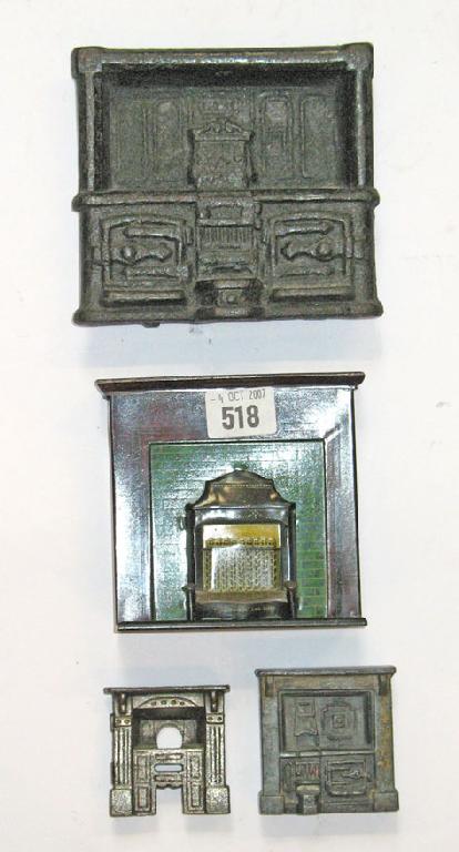 Appraisal: A COLLECTION OF CAST IRON AND TIN PLATE MINIATURE MODELS