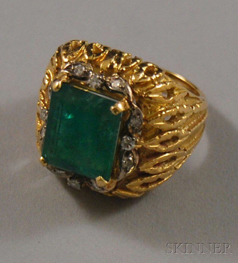 Appraisal: kt Gold Emerald and Diamond Ring the emerald measuring x