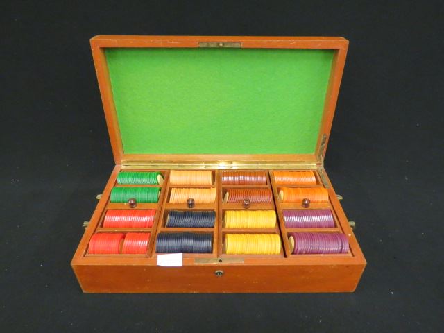 Appraisal: Vintage Poker Chip Gaming Set bakelite type chips in various