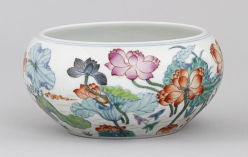 Appraisal: UNDERGLAZE BLUE AND ENAMEL-DECORATED PORCELAIN BOWL In ovoid form with