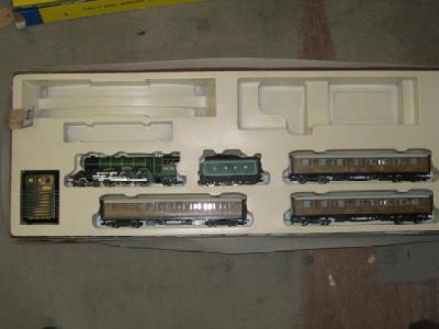 Appraisal: A Hornby train set with - - Flying Scotsman locomotive