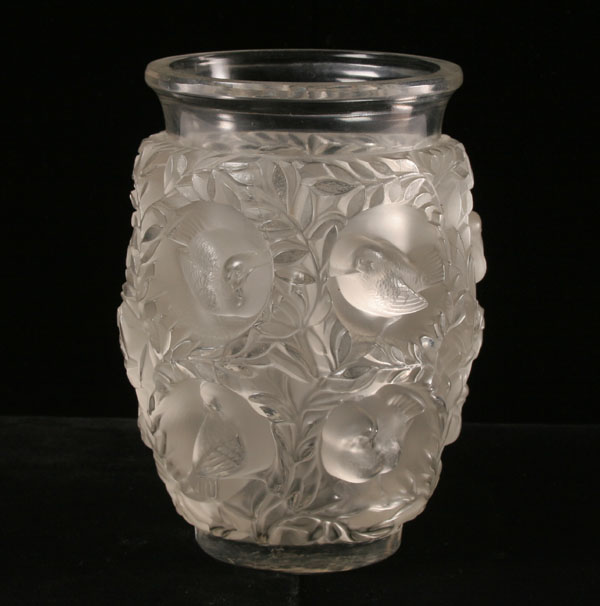 Appraisal: Lalique Bagatelle frosted glass vase with clear rim sparrows in