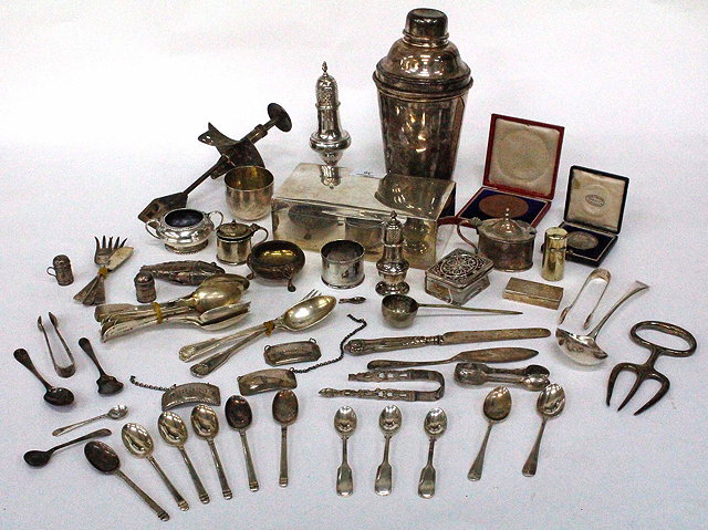 Appraisal: MISCELLANEOUS SILVER AND SILVER PLATED ITEMS TO INCLUDE a silver