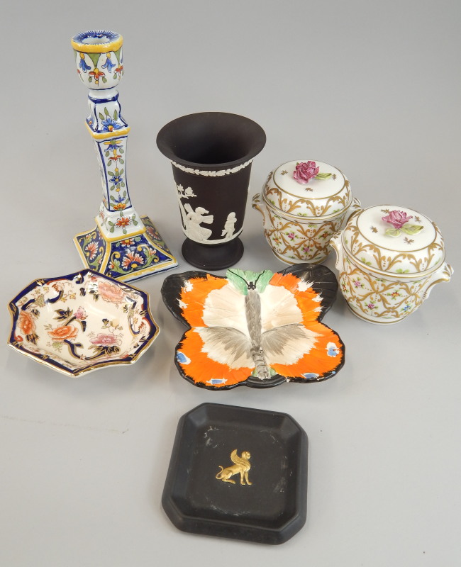 Appraisal: A collection of ceramics to include items of Wedgwood Hancock