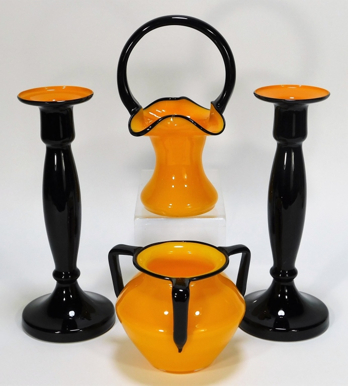 Appraisal: PC ASSORTED ORANGE TANGO BOHEMIAN ART GLASS VASES Bohemia Early