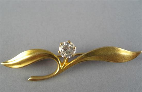 Appraisal: A Gold and Diamond Brooch K tested yellow gold in