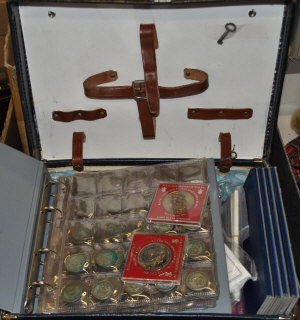 Appraisal: A collection of commemorative crowns and uncirculated coins case