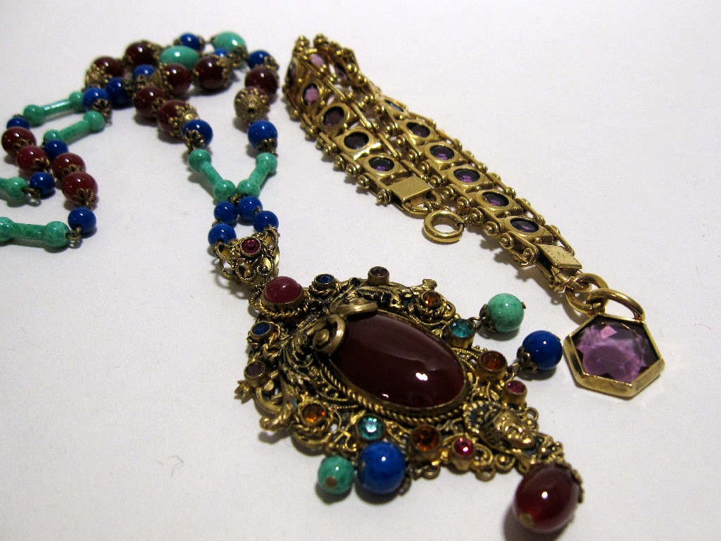 Appraisal: Lot comprising Czechoslovakian gilt metal and stone set necklace and