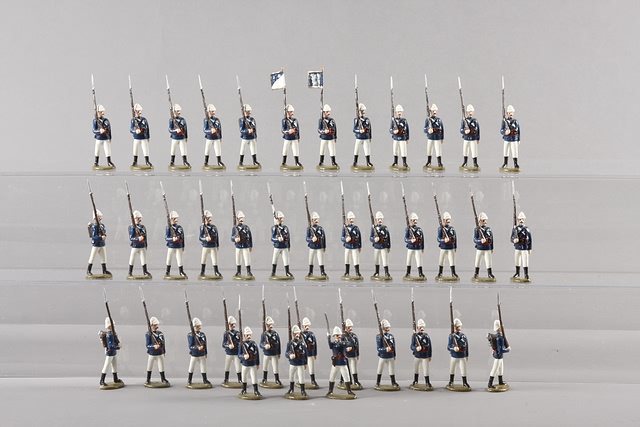 Appraisal: Lot of metal figures representing French Infantry Indo-China marching at