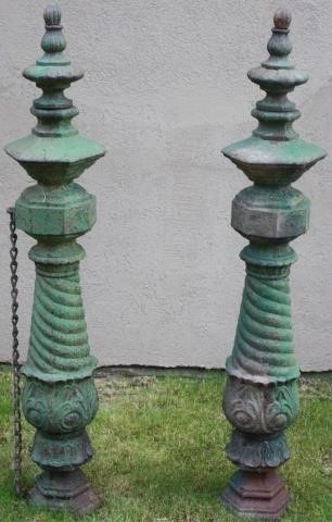 Appraisal: PAIR OF TH CENTURY CAST IRON HITCHING POSTS OLD GREEN