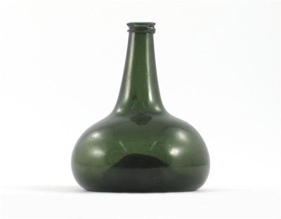 Appraisal: A green onion bottle the flattened bulbous form with a