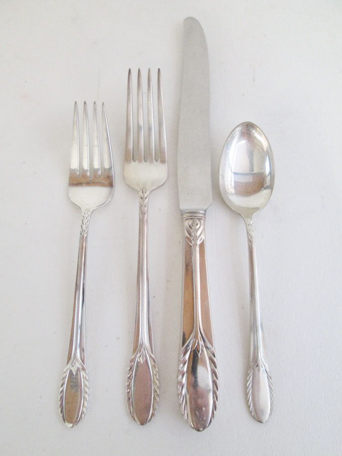 Appraisal: INTERNATIONAL TROUSSEAU STERLING SILVER FLATWARE SET one hundred and three