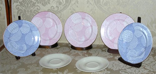 Appraisal: Title Royal Worcester Plates with pink and blue borders Black