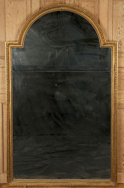 Appraisal: AN ARCHED TOP GILT MIRROR CIRCA An arched top gilt