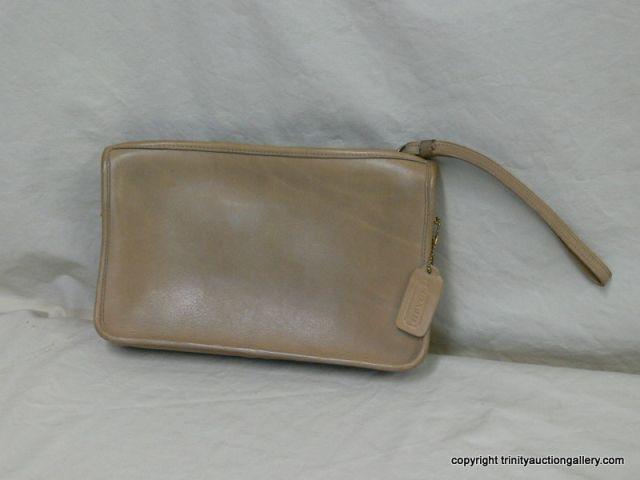 Appraisal: COACH Leather Clutch Bag Purse Handbag - Authentic No -