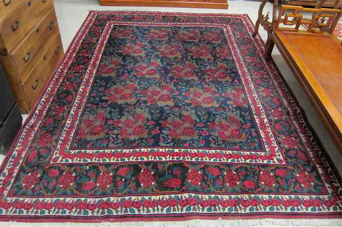 Appraisal: PERSIAN HAMADAN CARPET Hamadan tribal villages region Northwestern Iran overall